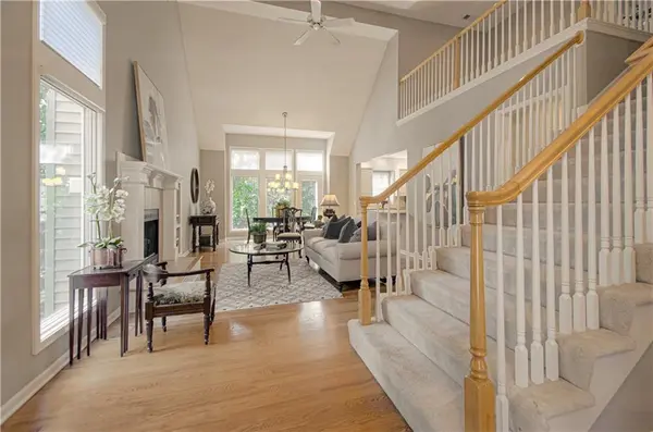 13449 W 126 TER, Overland Park, KS 66213