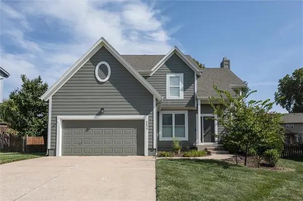 6624 W 149TH ST, Overland Park, KS 66223