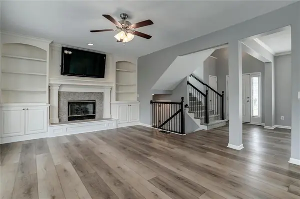 6624 W 149TH ST, Overland Park, KS 66223