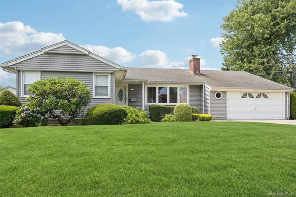 279 E Shore DR, Massapequa, NY 11758