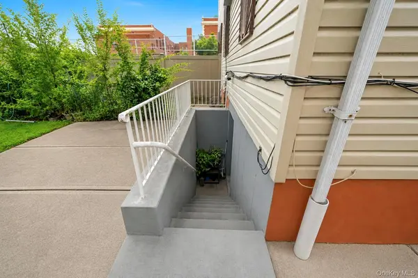 11705 145th ST, Jamaica, NY 11436