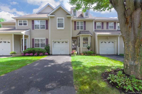 29 Avery CT, Nesconset, NY 11767
