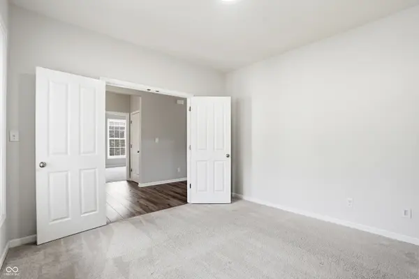 5218 Sweetwater DR, Noblesville, IN 46062