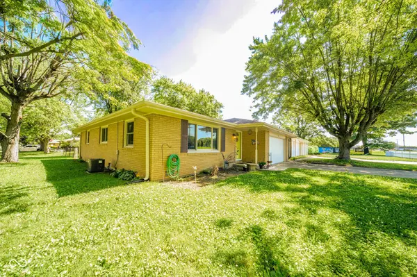 418 E 53rd ST, Anderson, IN 46013