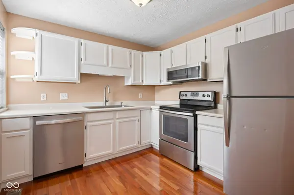 520 Sutherland AVE #C, Indianapolis, IN 46205