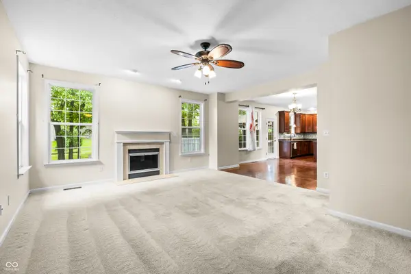 14195 Laura Vista DR, Carmel, IN 46033
