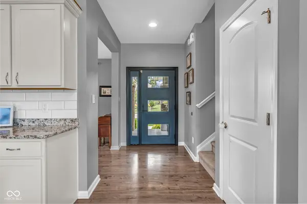 16505 Stableview DR, Fortville, IN 46040