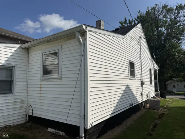 26 W Jefferson, Jamestown, IN 46147