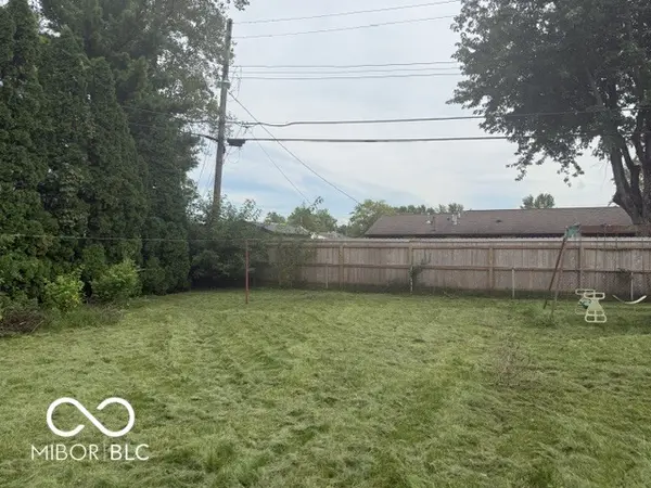 2415 W Main, Richmond, IN 47374