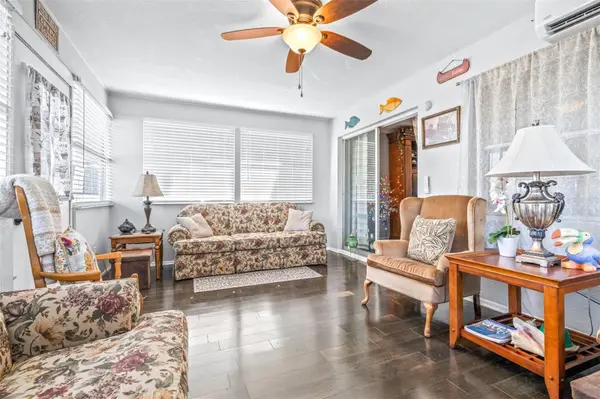 4742 CYPRESS DR, Lake Wales, FL 33898