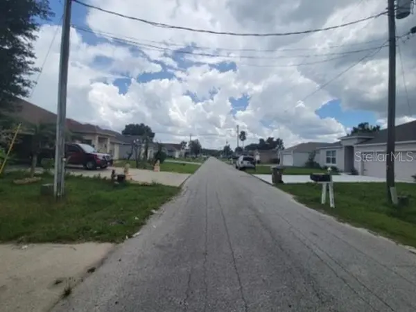 713 TOULON DR, Kissimmee, FL 34759