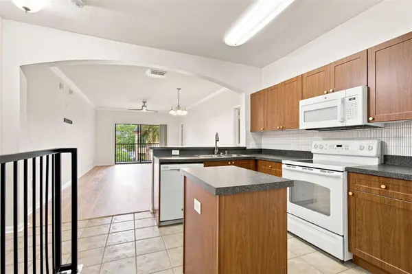 2151 CHIANTI PL #12-122, Palm Harbor, FL 34683