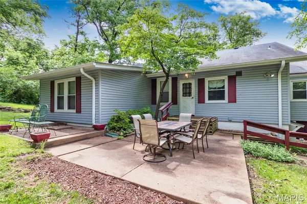 12505 Weber Hill RD, Sunset Hills, MO 63127