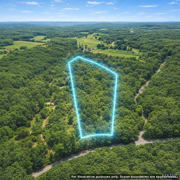 5 Oak Ridge RD, Steelville, MO 65565