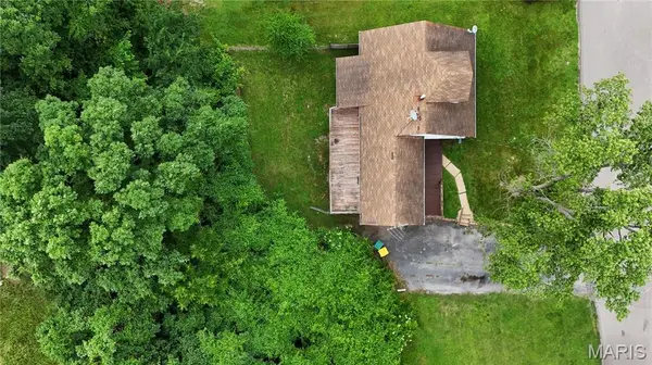 733 Abel DR, Festus, MO 63028