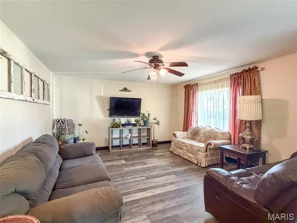 411 N Short ST, Advance, MO 63730