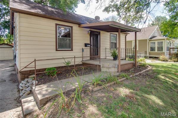 3423 Thomas AVE, Alton, IL 62002