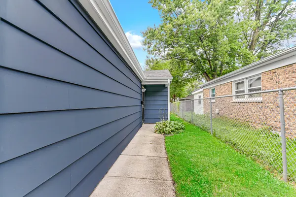 16840 Bulger AVE, Hazel Crest, IL 60429