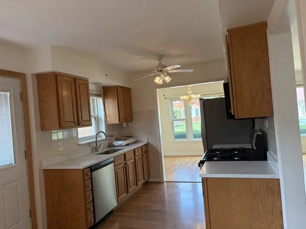 8837 Menard AVE, Morton Grove, IL 60053