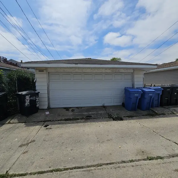 3628 W 69th ST, Chicago, IL 60629