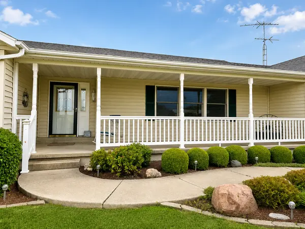 2930 N 1200 E. RD, Clifton, IL 60927