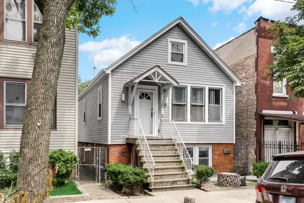 4849 S Paulina ST, Chicago, IL 60609