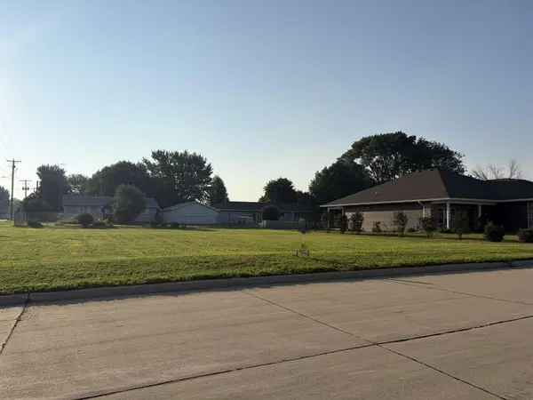 600 Van Buren ST, Wellsburg, IA 50680