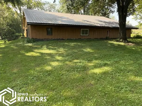 32004 295th, Farmington, IA 52626-0000
