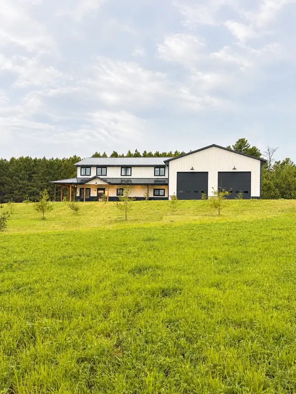 834 375th AVE NE, Stanchfield, MN 55080