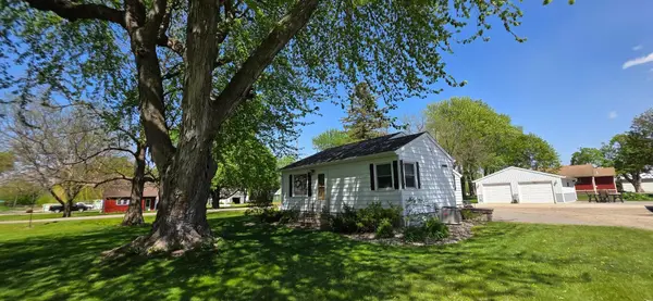 111 Hague AVE N, Hollandale, MN 56045