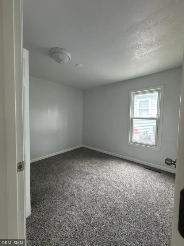 1071 Norton ST, Saint Paul, MN 55117