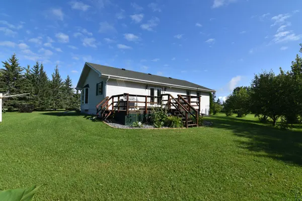 220 4th AVE SW, Baudette, MN 56623