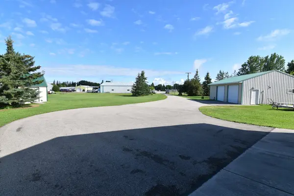 220 4th AVE SW, Baudette, MN 56623