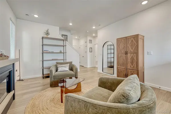 8673 Middle Fork ST, Littleton, CO 80125