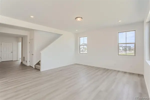 170 S Vandriver WAY, Aurora, CO 80018