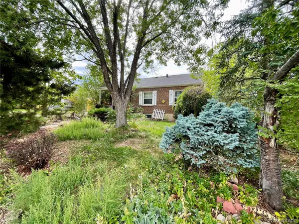 541 S Dale CT, Denver, CO 80219