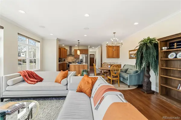 1901 S Logan ST, Denver, CO 80210
