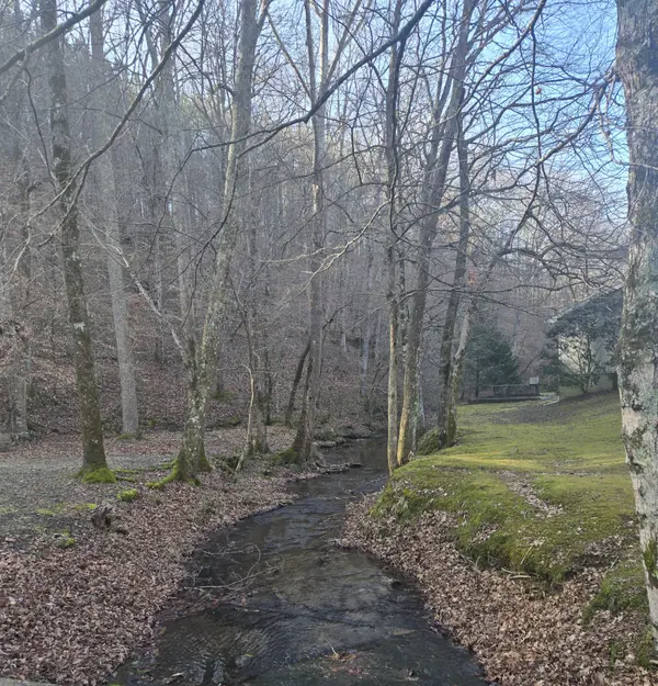 2130 Irwin Branch Rd, Waynesboro, TN 38485