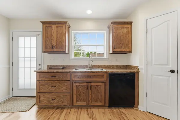 1824 Elizabeth Ln, Columbia, TN 38401