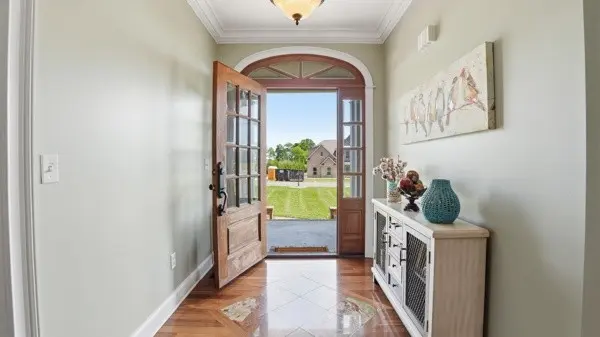 102 Highpoint Blvd, Tullahoma, TN 37388