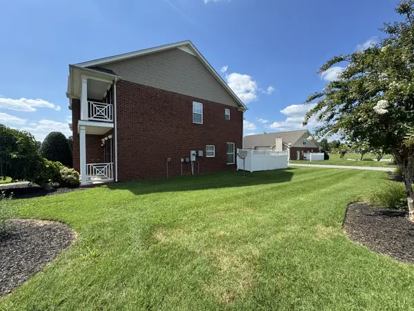 186 Whitman Aly, Clarksville, TN 37043