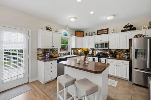 3820 Lakeridge Run, Nashville, TN 37214