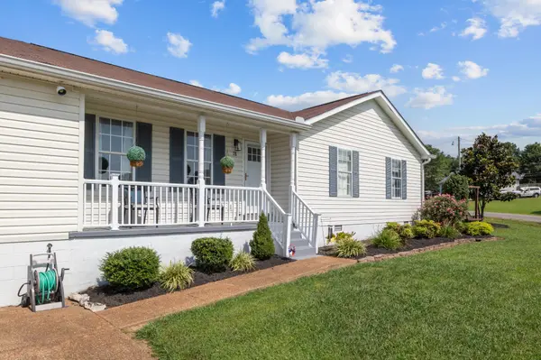78 Patterson Cir, Mc Ewen, TN 37101