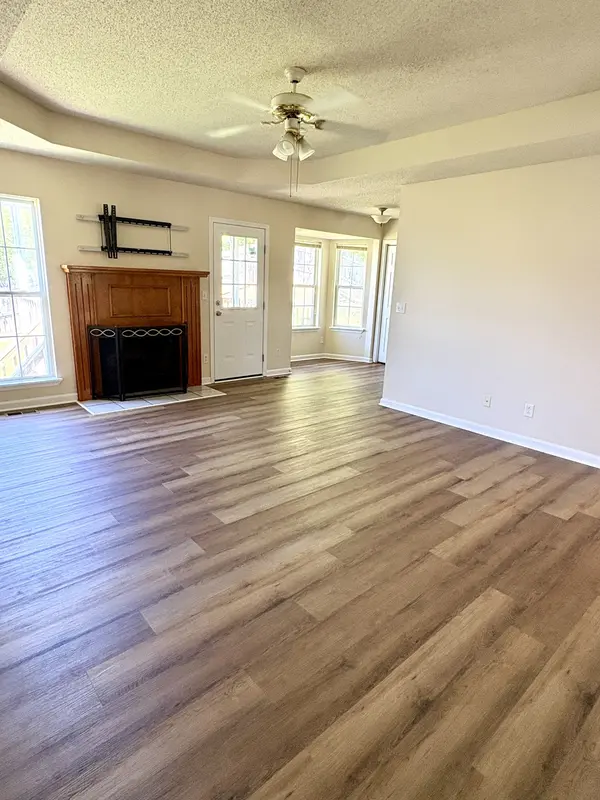 103 Smokey Ct, Clarksville, TN 37042