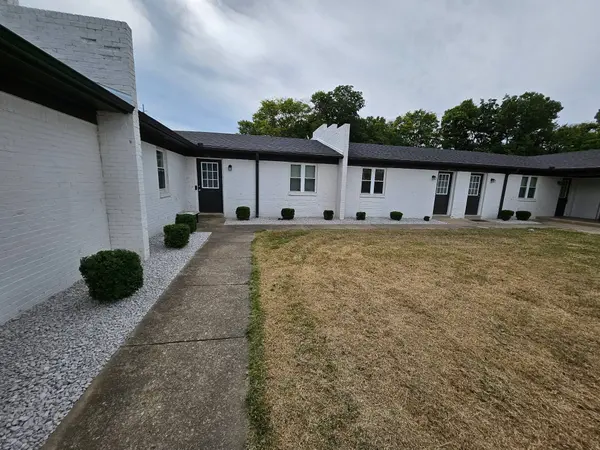 1050 Scott St, Dyersburg, TN 38024