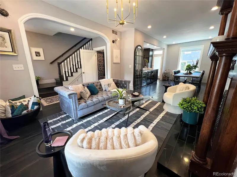 10 S Lincoln ST, Denver, CO 80209