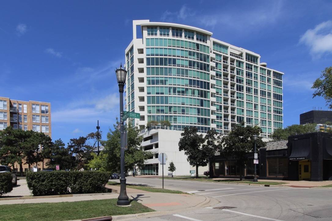 Evanston, IL 60201