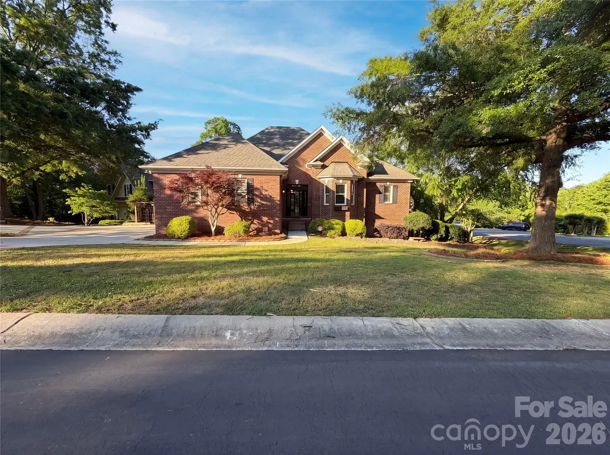 142 Canterbury XING, Fort Mill, SC 29708