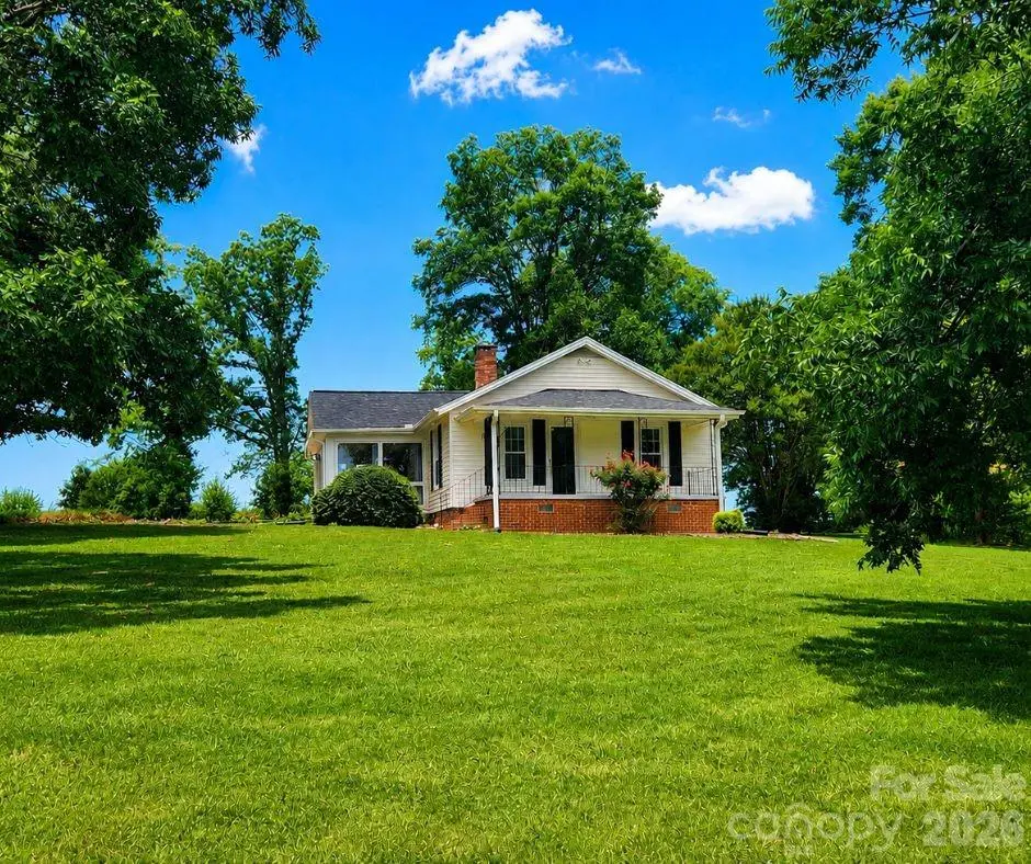 1209 Requa RD, Cherryville, NC 28021
