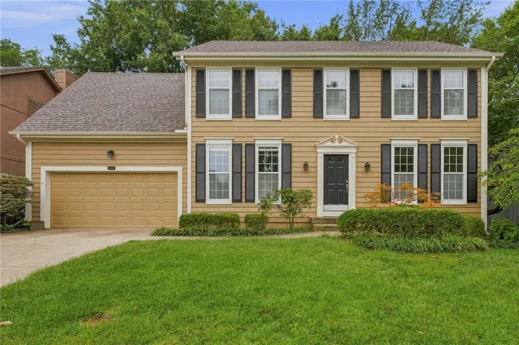 18735 W 116th ST, Olathe, KS 66061